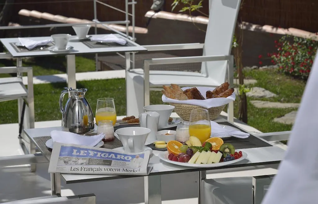 Boutique Hotel Spa Calma Blanca Cadaqués 4*,  Spanien