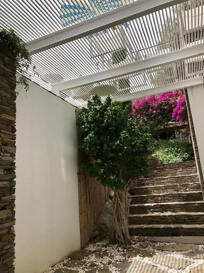 קדאקז Boutique Hotel Spa Calma Blanca 4*,  ספרד